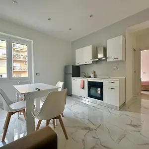 Appartamento Of, Roma