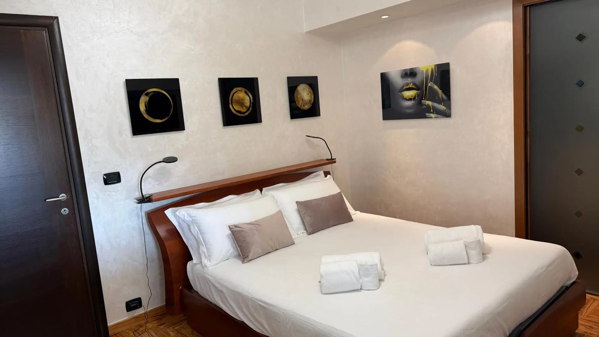 Luxury Av Apartment Rome Italy