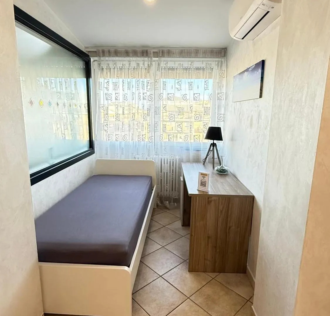 Luxury Av Apartment Rome 0*,